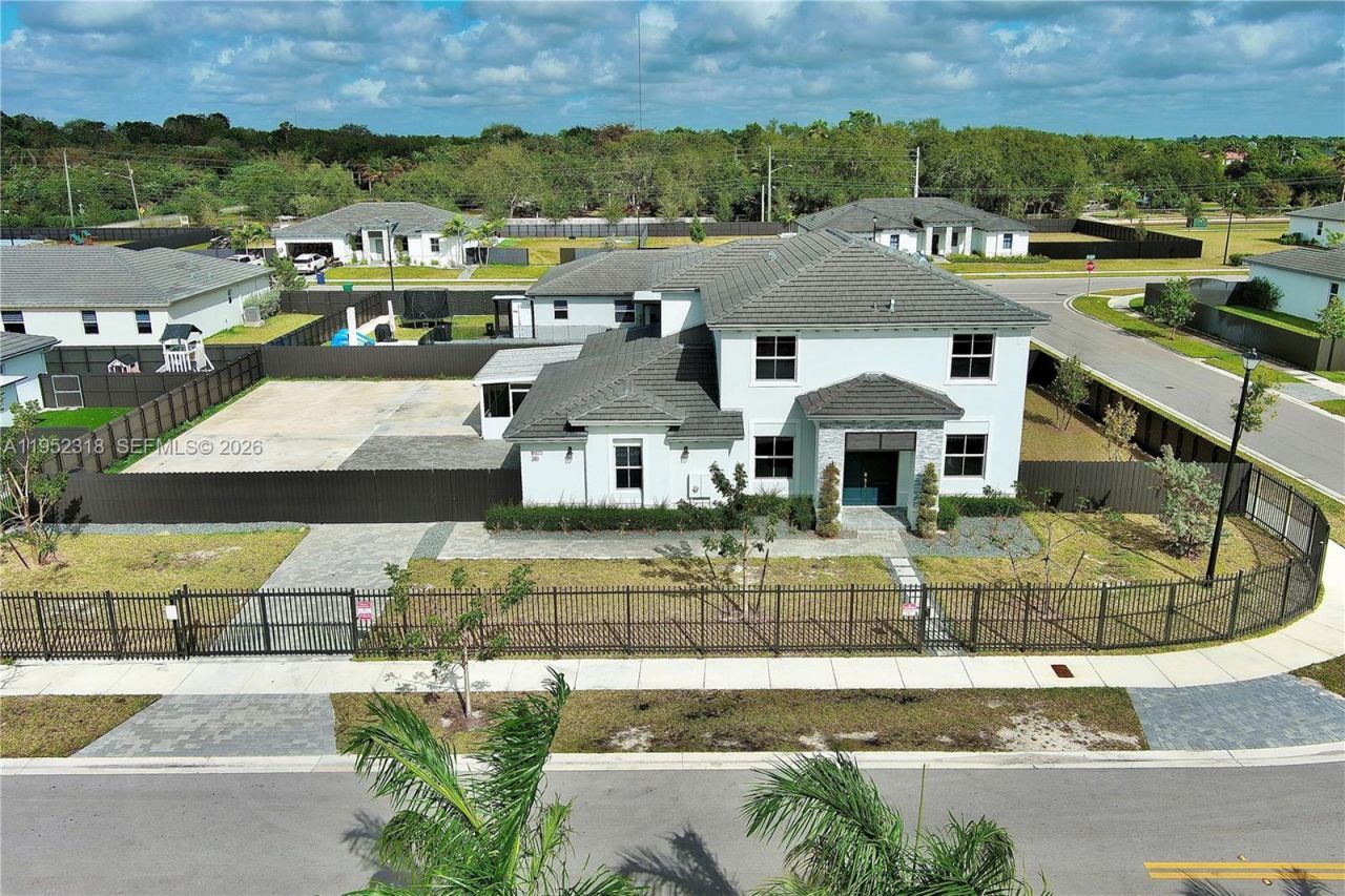 16925 SW 289th Ter, Homestead, FL 33030 Photo