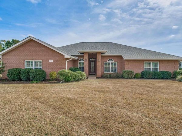 3106 Cobblestone Dr, Pace, FL 32571