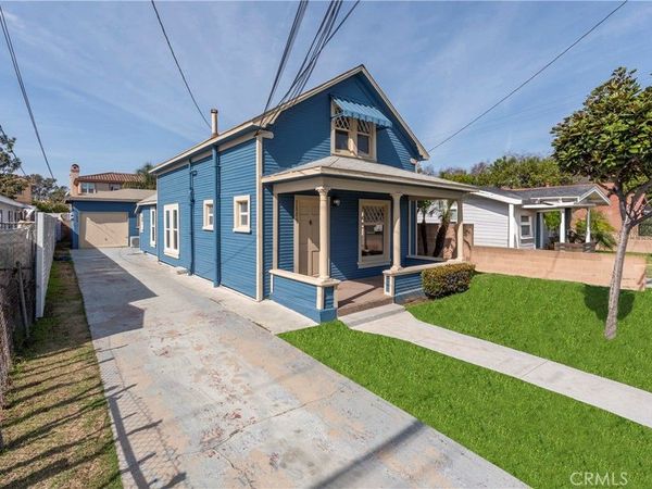 1887 Saint Louis Avenue, Signal Hill, CA 90755