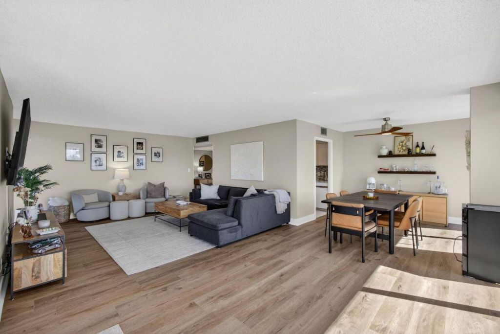 5510 N Ocean Drive, Unit 2d, Singer Island, FL 33404 Photo