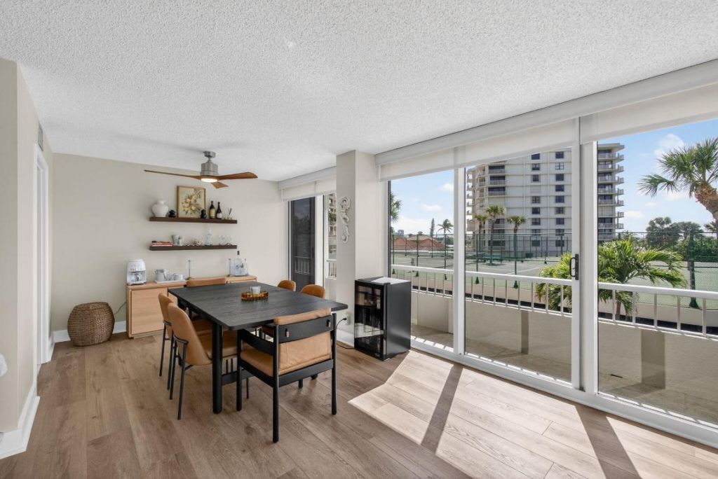 5510 N Ocean Drive, Unit 2d, Singer Island, FL 33404 Photo