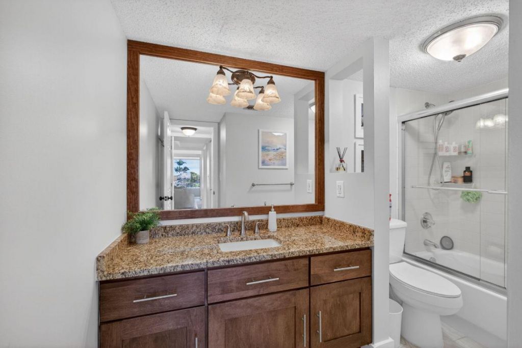 5510 N Ocean Drive, Unit 2d, Singer Island, FL 33404 Photo