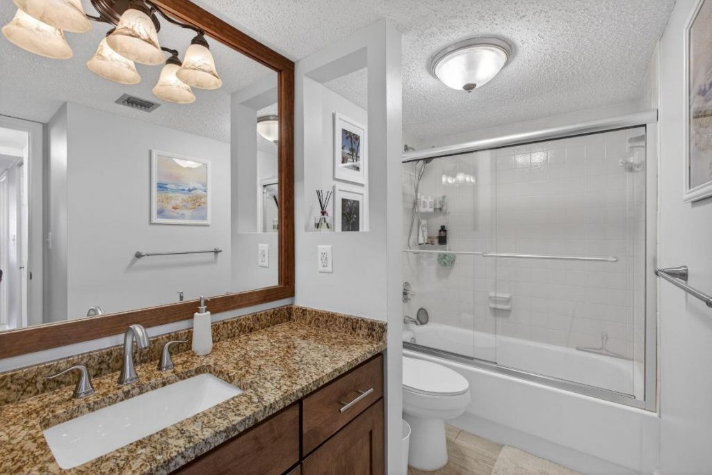 5510 N Ocean Drive, Unit 2d, Singer Island, FL 33404 Photo