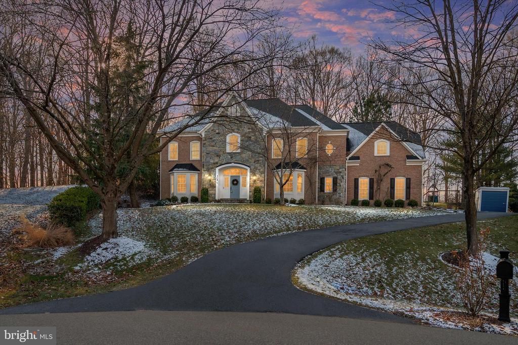 304 Gatsby Place, Edgewater, MD 21037 Main Photo