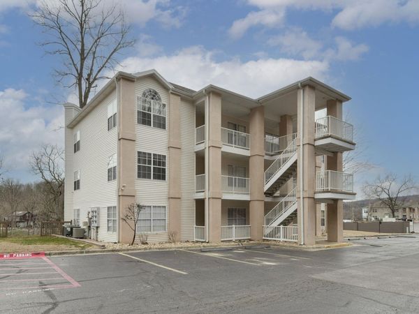 77 Anglers Pointe Drive, Unit 3, Branson, MO 65616
