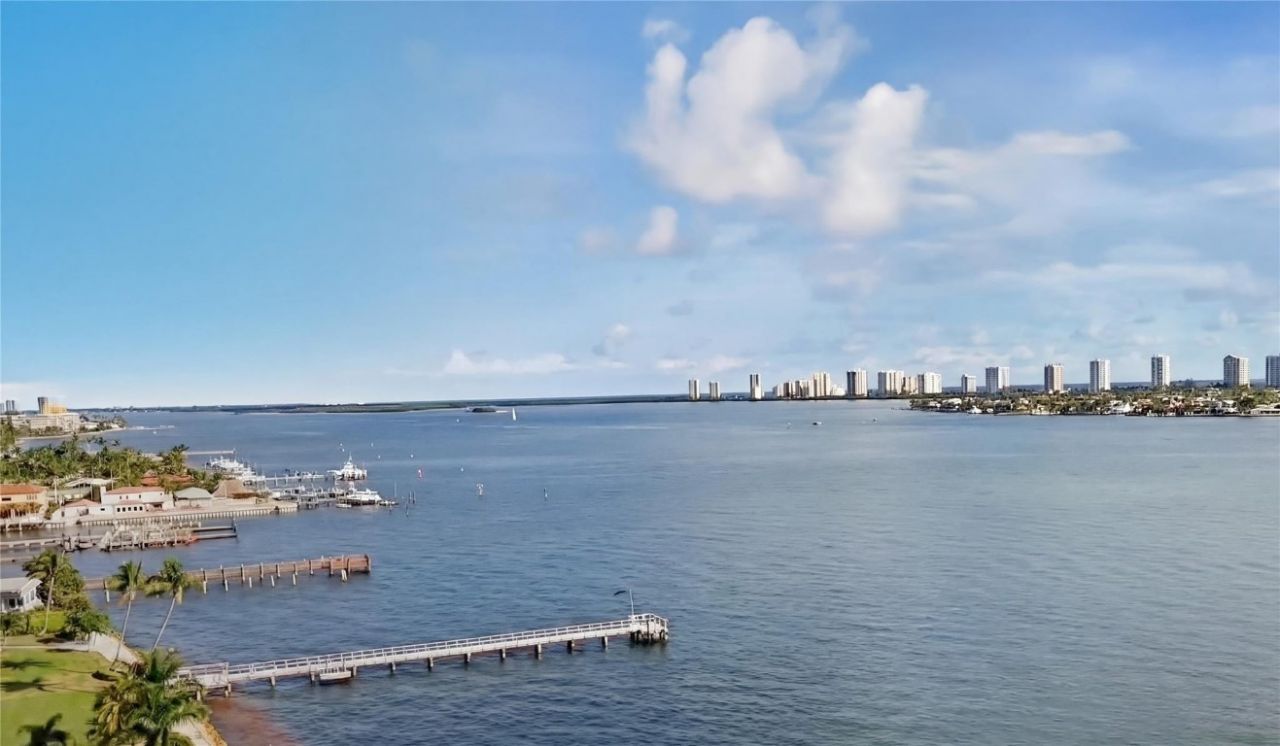 2936 Lake Shore Drive, Unit 204, Riviera Beach, FL 33404 Photo