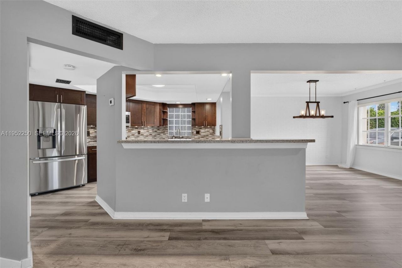 11625 Winchester Dr, Unit B, Palm Beach Gardens, FL 33410 Photo