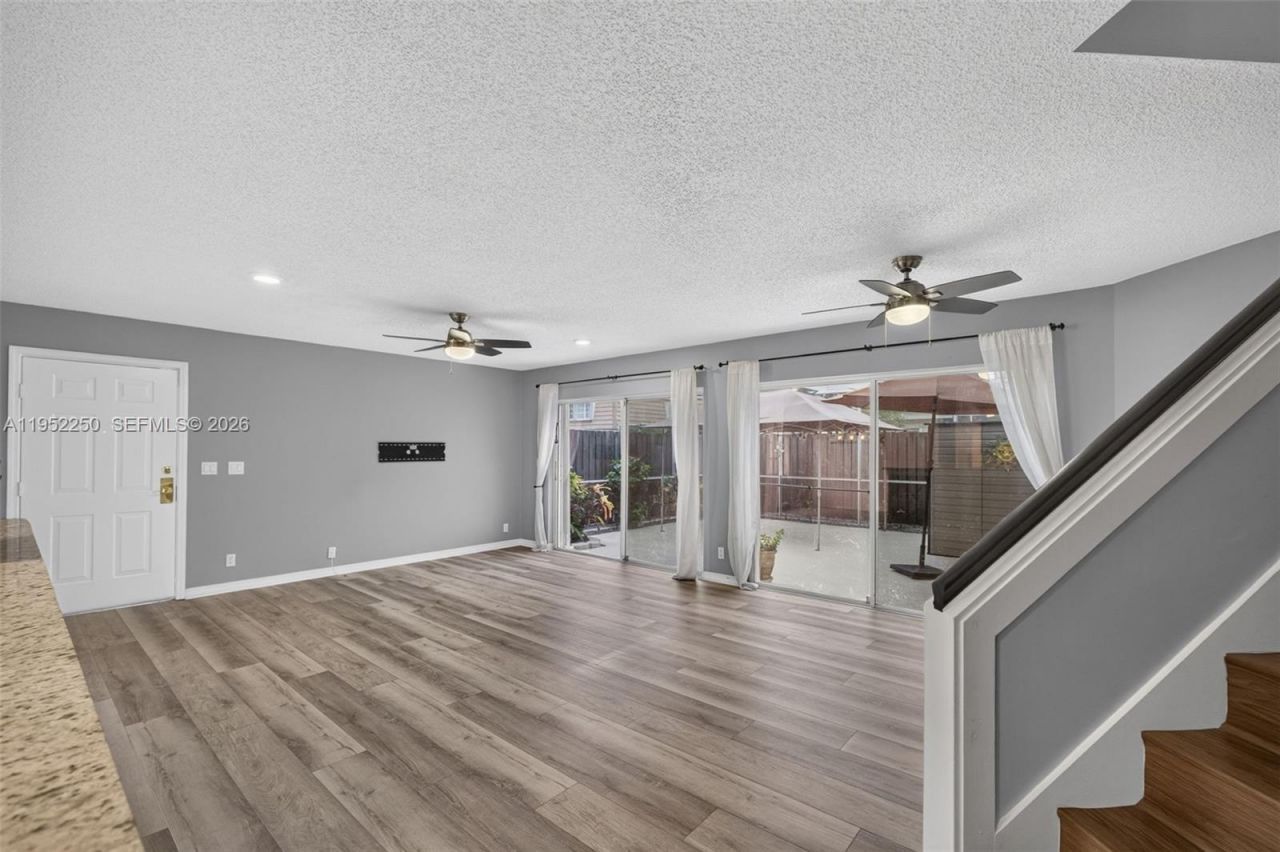 11625 Winchester Dr, Unit B, Palm Beach Gardens, FL 33410 Photo