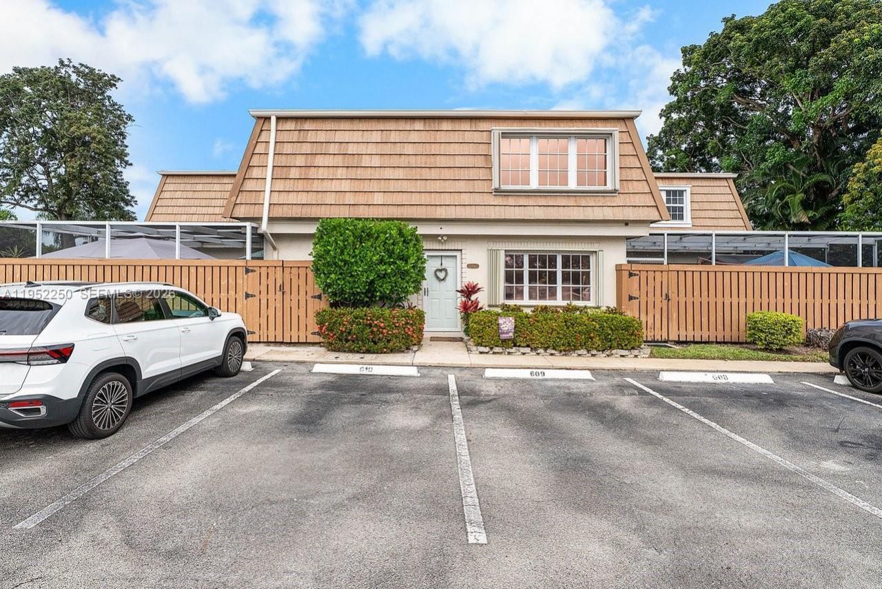 11625 Winchester Dr, Unit B, Palm Beach Gardens, FL 33410 Photo