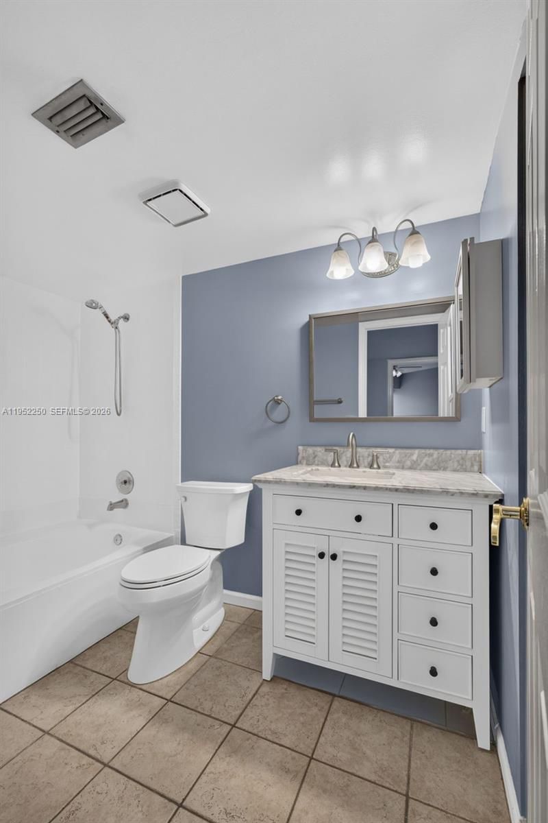 11625 Winchester Dr, Unit B, Palm Beach Gardens, FL 33410 Photo