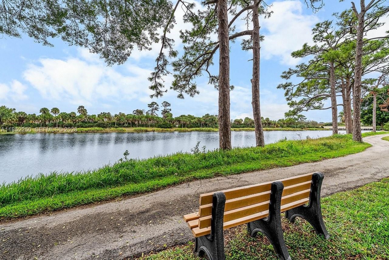 11625 Winchester Dr, Unit B, Palm Beach Gardens, FL 33410 Photo