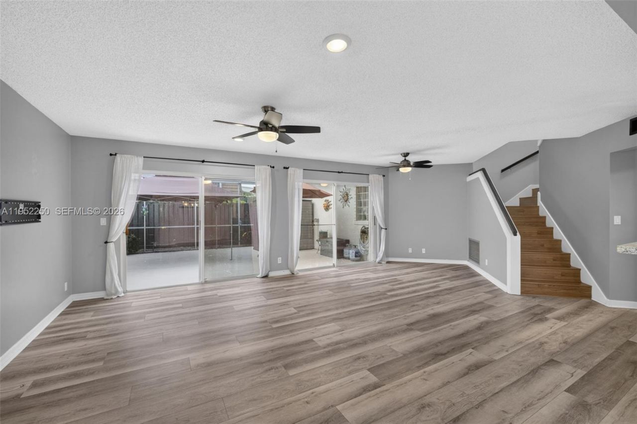 11625 Winchester Dr, Unit B, Palm Beach Gardens, FL 33410 Photo