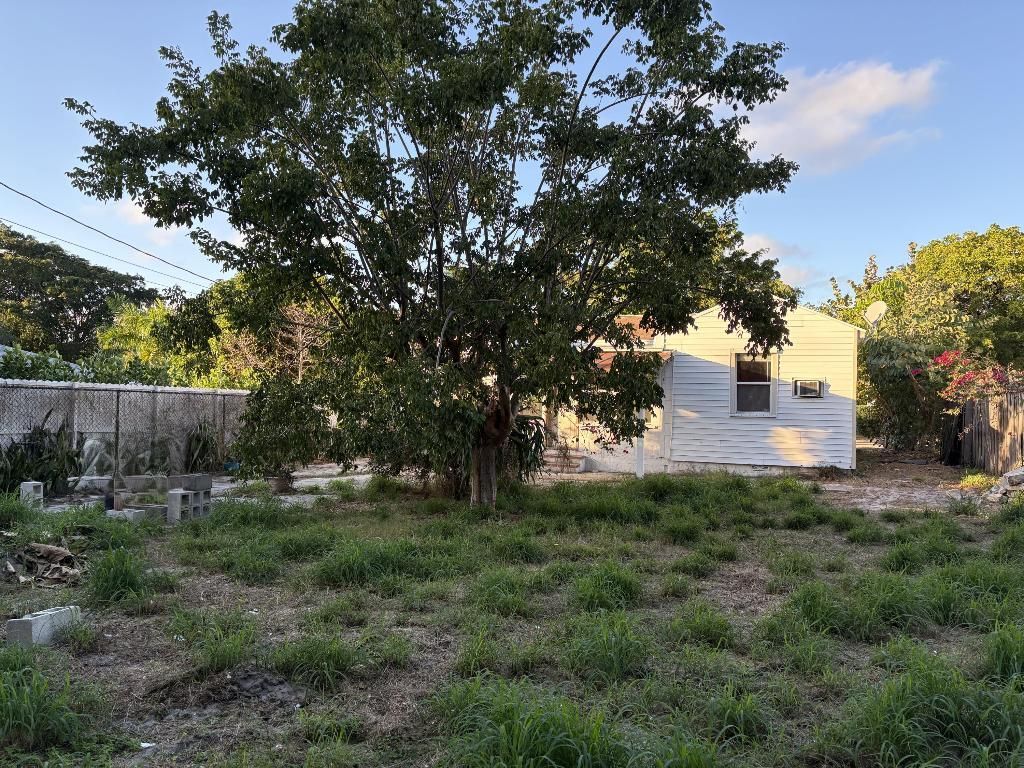 926 NW Upland Road, West Palm Beach, FL 33401 Photo