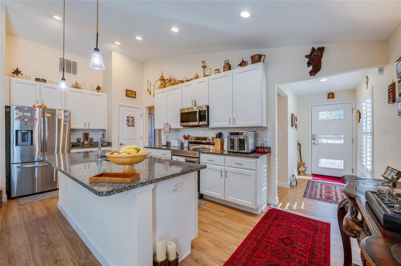 812 Hamilton Street, New Smyrna Beach, FL 32168 Photo