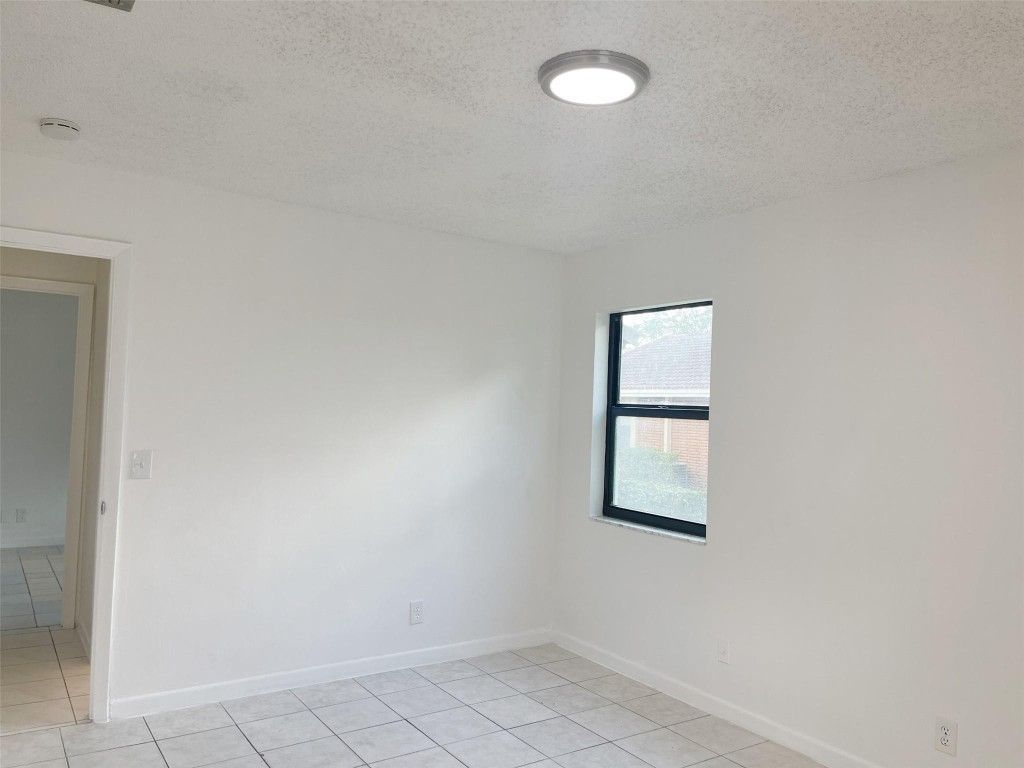 4104 NW 114th Avenue, Coral Springs, FL 33065 Photo