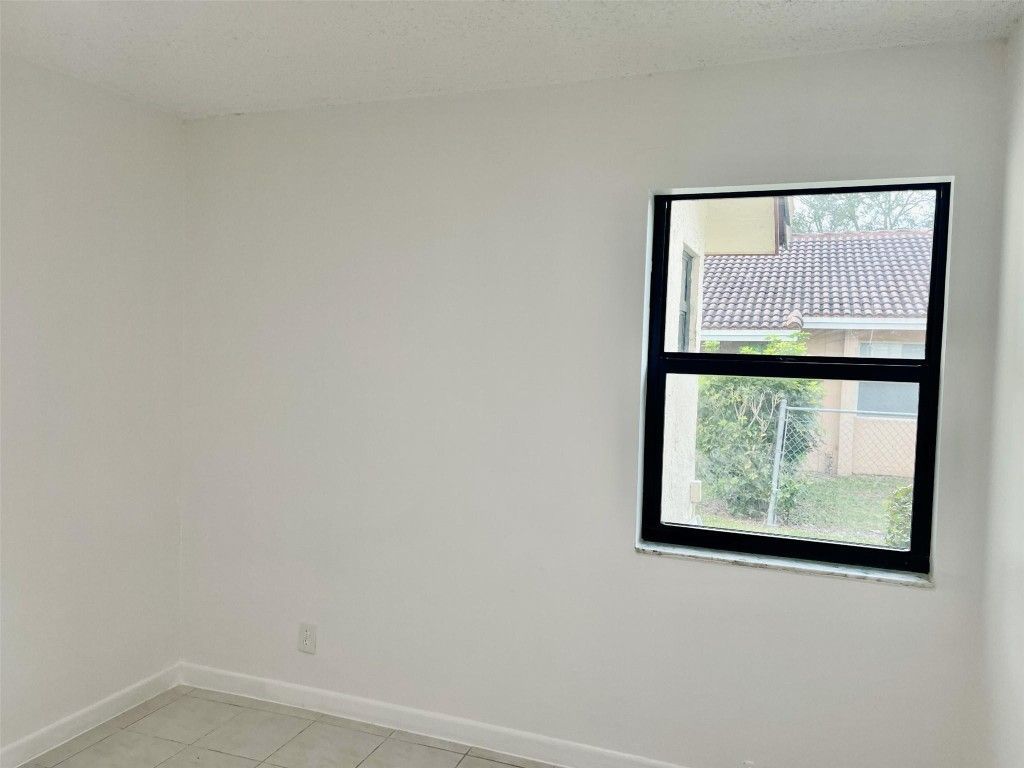 4104 NW 114th Avenue, Coral Springs, FL 33065 Photo