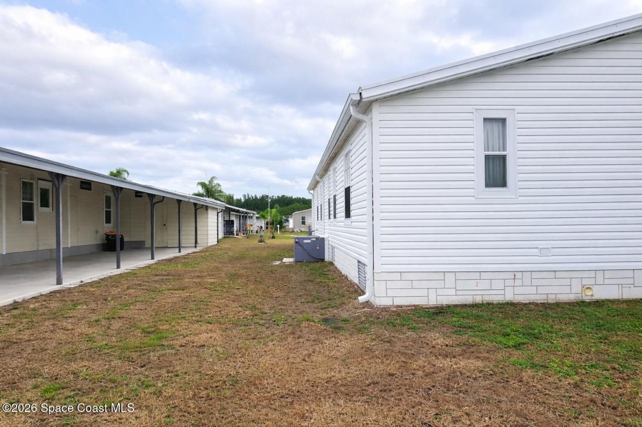 494 Papaya Circle, Barefoot Bay, FL 32976 Photo