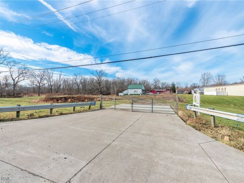 1950 Abbe Road, Sheffield Village, OH 44054 Photo 21