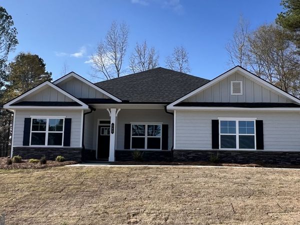 562 Walnut Creek Parkway, Pendergrass, GA 30567