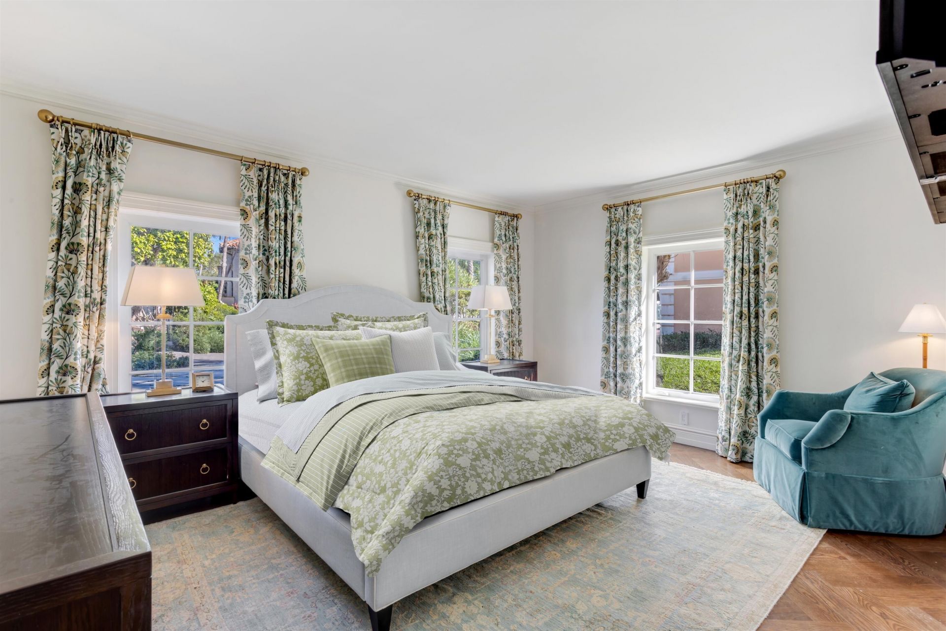 124 Woodbridge Road, Palm Beach, FL 33480 Photo