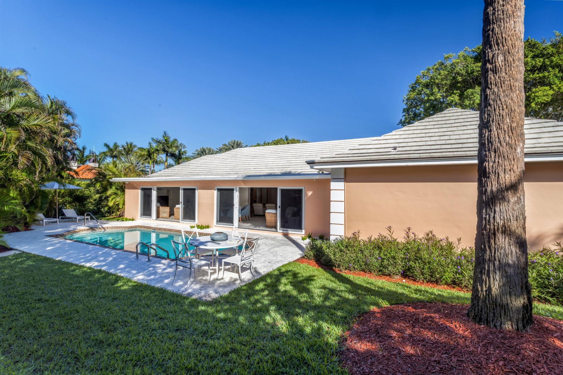124 Woodbridge Road, Palm Beach, FL 33480 Photo