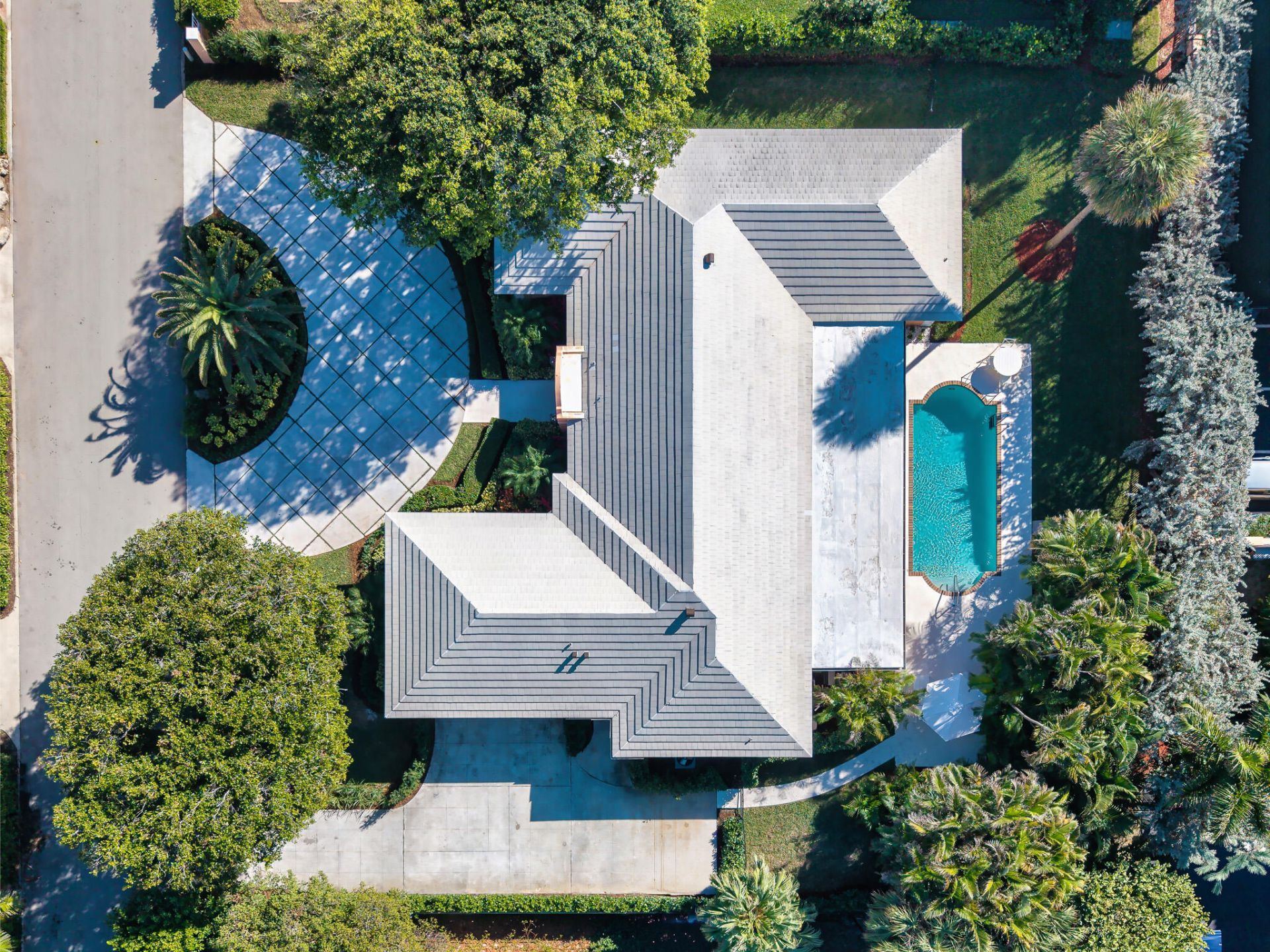 124 Woodbridge Road, Palm Beach, FL 33480 Photo