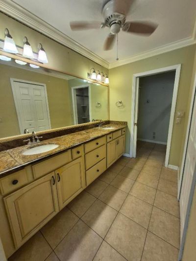1459 Captains Walk, Unit 31 A, Fort Pierce, FL 34950 Photo