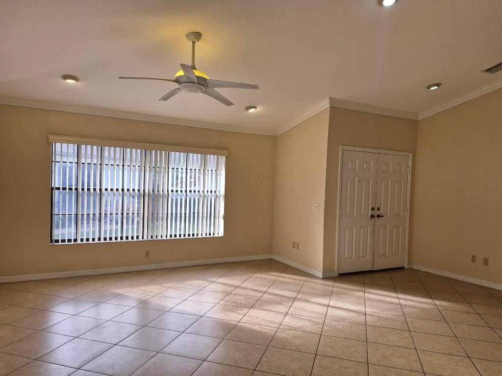 1459 Captains Walk, Unit 31 A, Fort Pierce, FL 34950 Photo