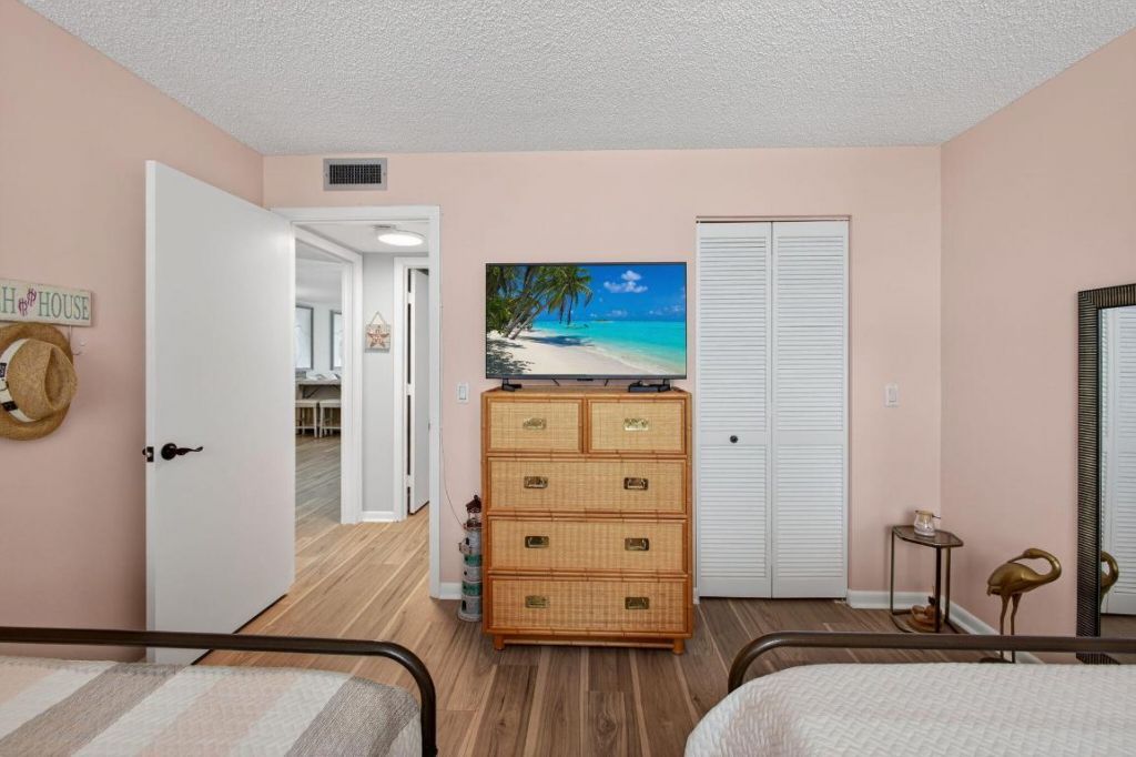 9650 S Ocean Drive, Unit 302, Jensen Beach, FL 34957 Photo