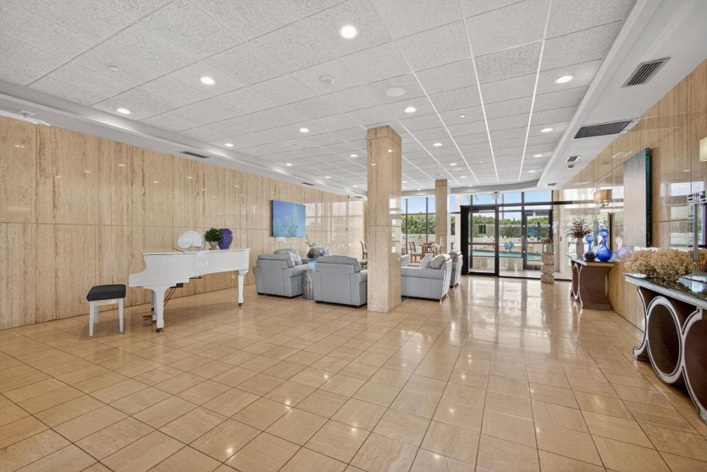 9650 S Ocean Drive, Unit 302, Jensen Beach, FL 34957 Photo