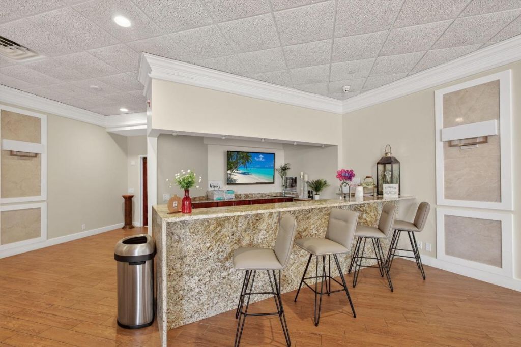 9650 S Ocean Drive, Unit 302, Jensen Beach, FL 34957 Photo