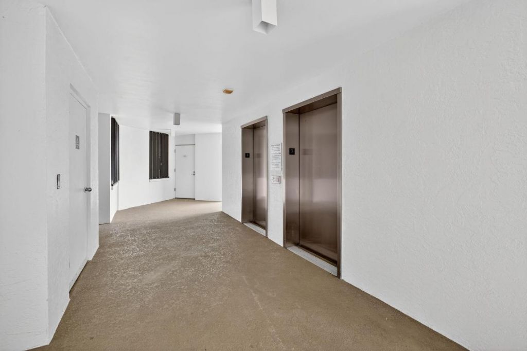 9650 S Ocean Drive, Unit 302, Jensen Beach, FL 34957 Photo