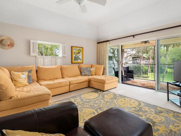 101 W Park Shores Circle, Unit 2, Indian River Shores, FL 32963