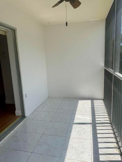 200 E Royal Palm Road, Unit 206, Boca Raton, FL 33432 Photo