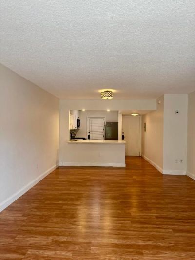 200 E Royal Palm Road, Unit 206, Boca Raton, FL 33432 Photo