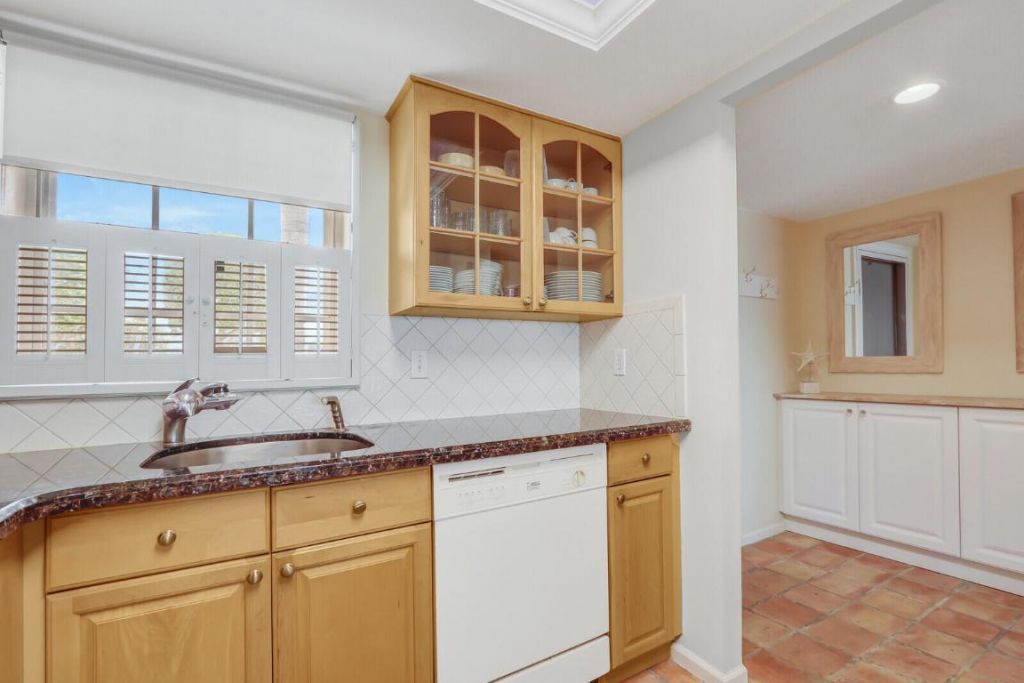 1025 Sugar Sands Boulevard, Unit 159, Singer Island, FL 33404 Photo
