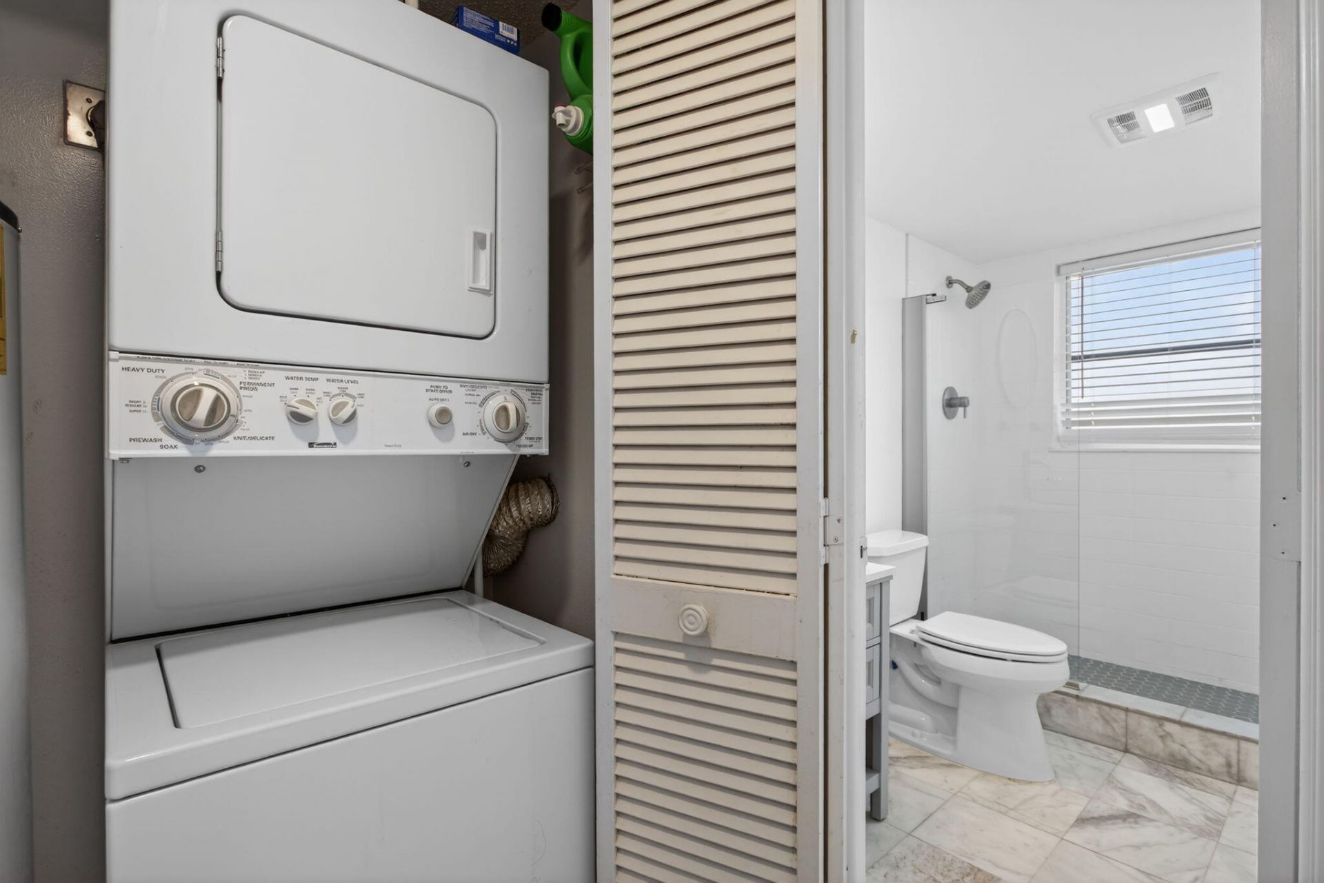 3960 Oaks Clubhouse Drive, Unit 512, Pompano Beach, FL 33069 Photo