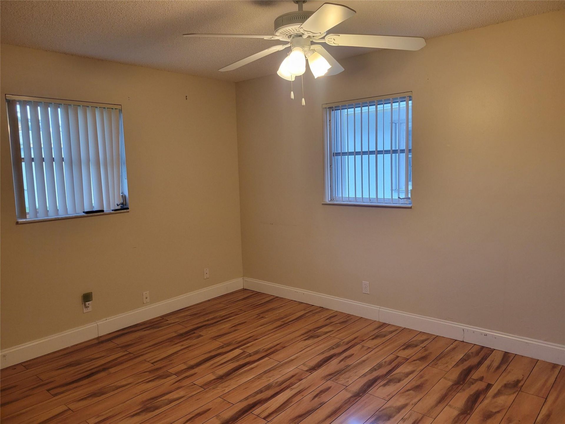 1170 NW 90th Avenue, Plantation, FL 33322 Photo