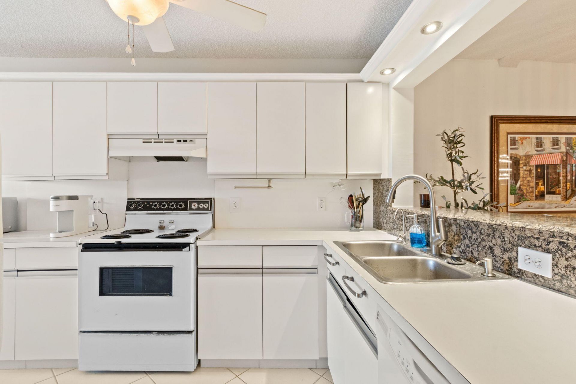 5380 Cedar Lake Drive, Unit 303, Boynton Beach, FL 33437 Photo