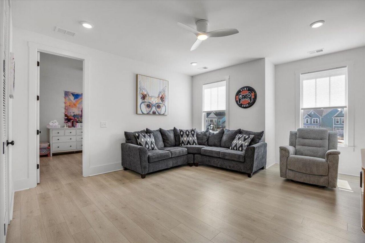 1027 Field Sparrow Drive Photo 28