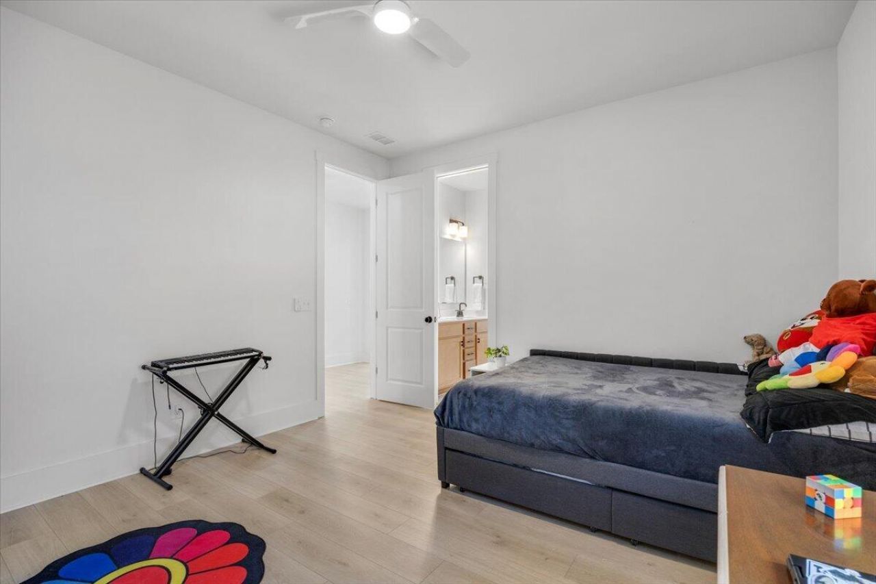 1027 Field Sparrow Drive Photo 43