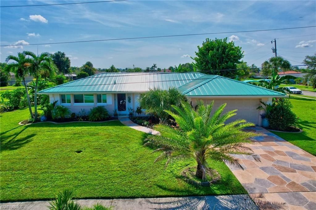 4638 Vinsetta Ave, North Fort Myers, FL 33903 Photo
