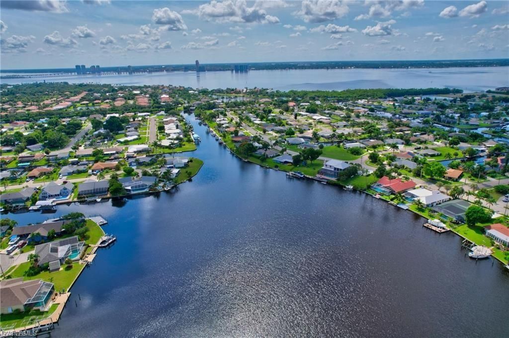 4638 Vinsetta Ave, North Fort Myers, FL 33903 Photo