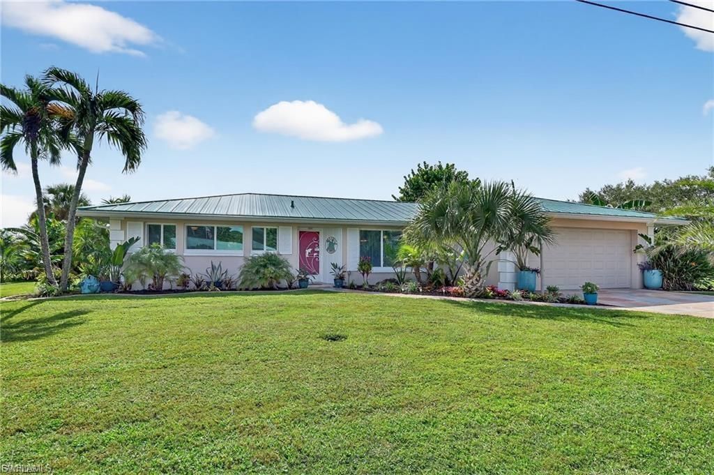 4638 Vinsetta Ave, North Fort Myers, FL 33903 Photo