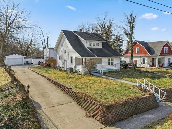 612 W Madison Street, New Carlisle, OH 45344