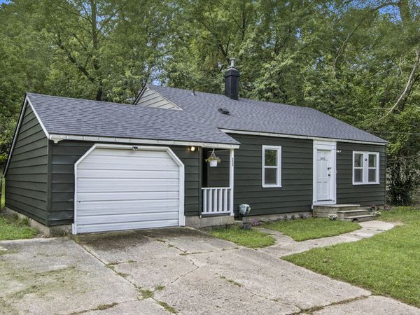 1042 E Mosel Avenue, Kalamazoo, MI 49004