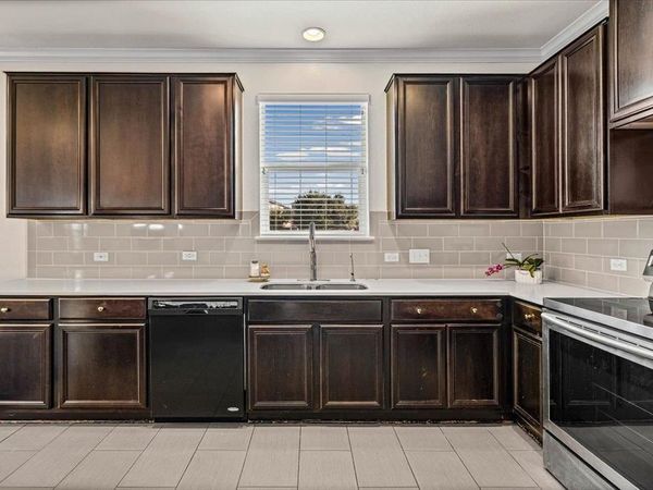 11229 Kirkland Hill PATH, Austin, TX 78754