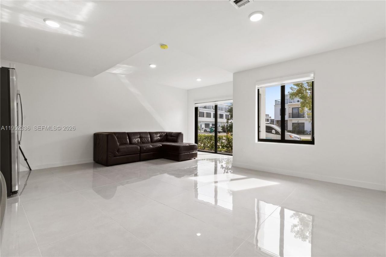14571 SW 261st St, Homestead, FL 33032 Photo