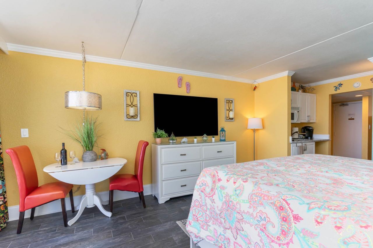 201 74th Ave. N Photo 9