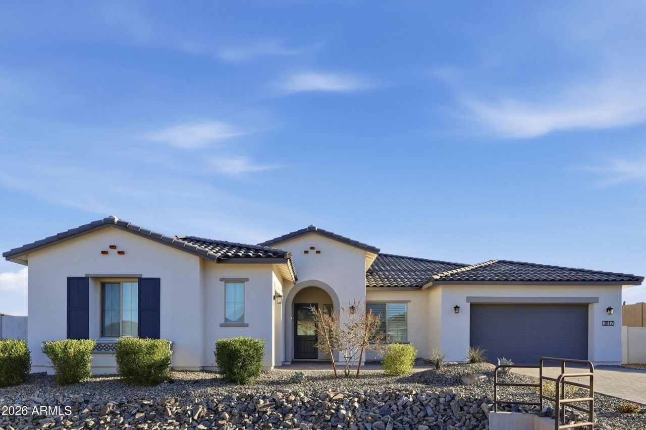 3812 W Lodge Drive, Laveen, AZ 85339 Main Photo